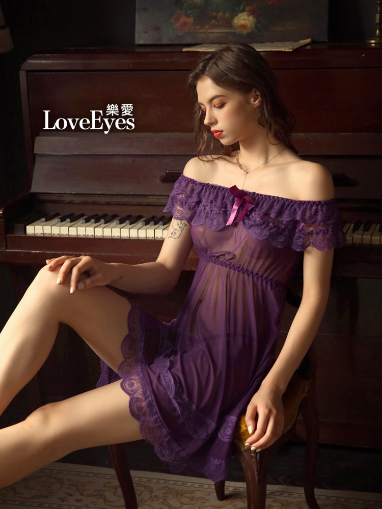 【樂愛】平口蕾絲透視睡裙網衣網襪吊帶襪罩衫緞面居家跨年耶誕節情人節一件式-紫色